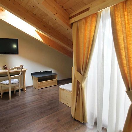 All'Albaro Agriturismo Salizzole Екстериор снимка