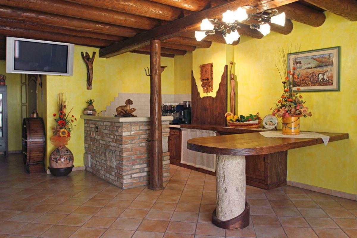 All'Albaro Agriturismo Salizzole Екстериор снимка
