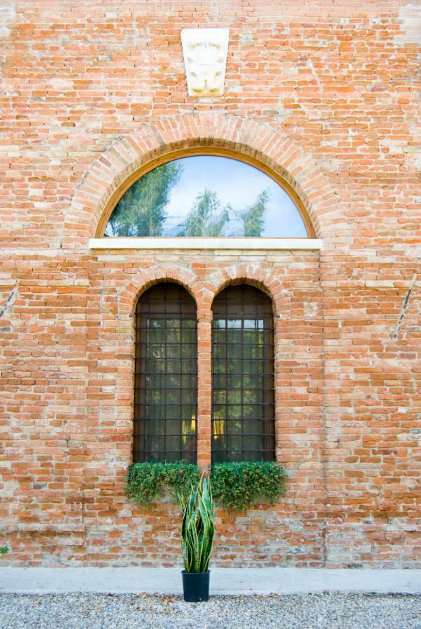 All'Albaro Agriturismo Salizzole Екстериор снимка