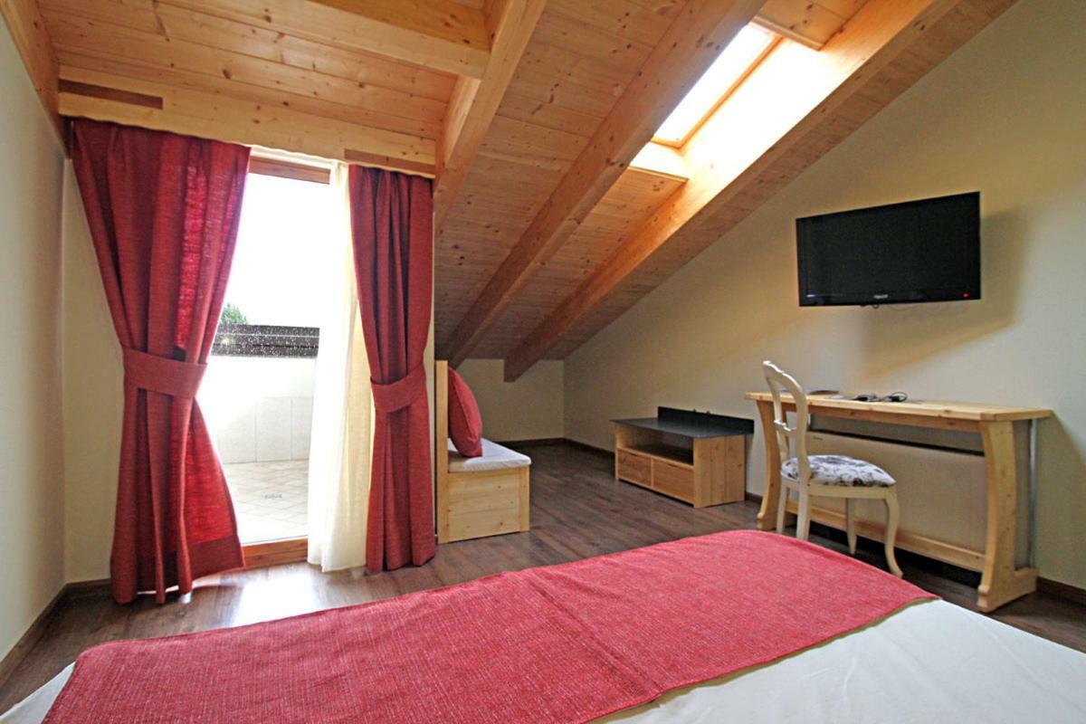 All'Albaro Agriturismo Salizzole Екстериор снимка
